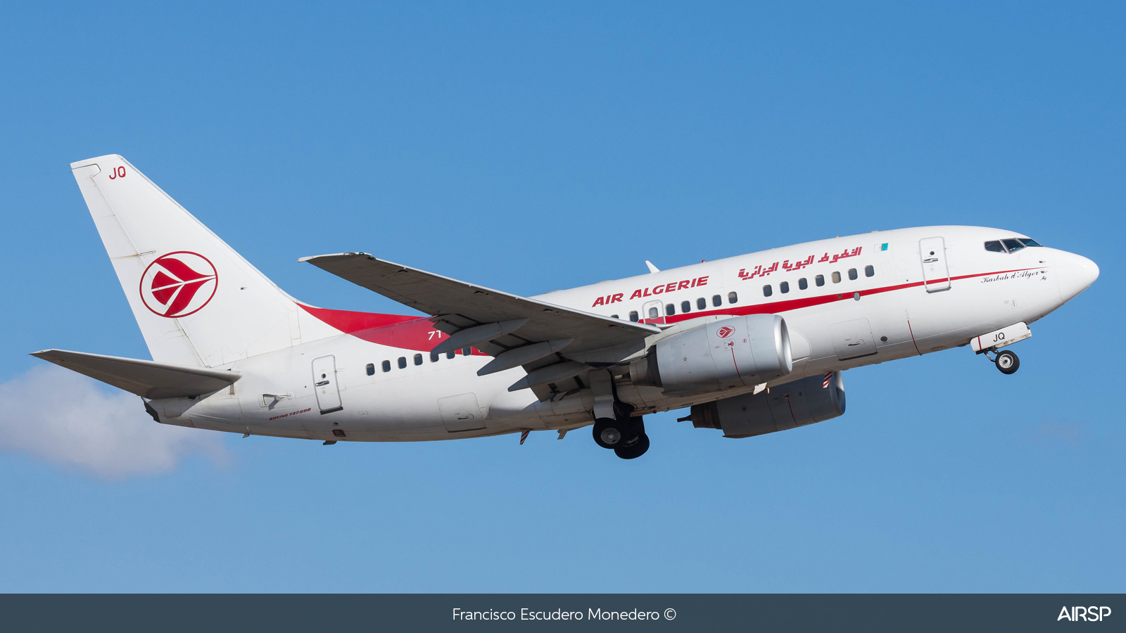 Air Algerie  Boeing 737-600  7T-VJQ