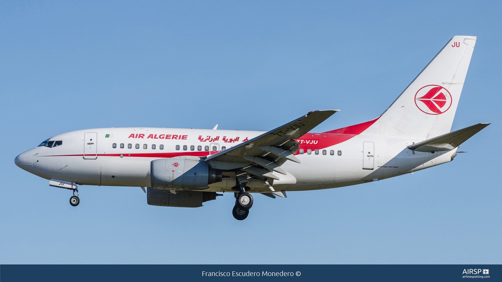 Air Algerie  Boeing 737-600  7T-VJU