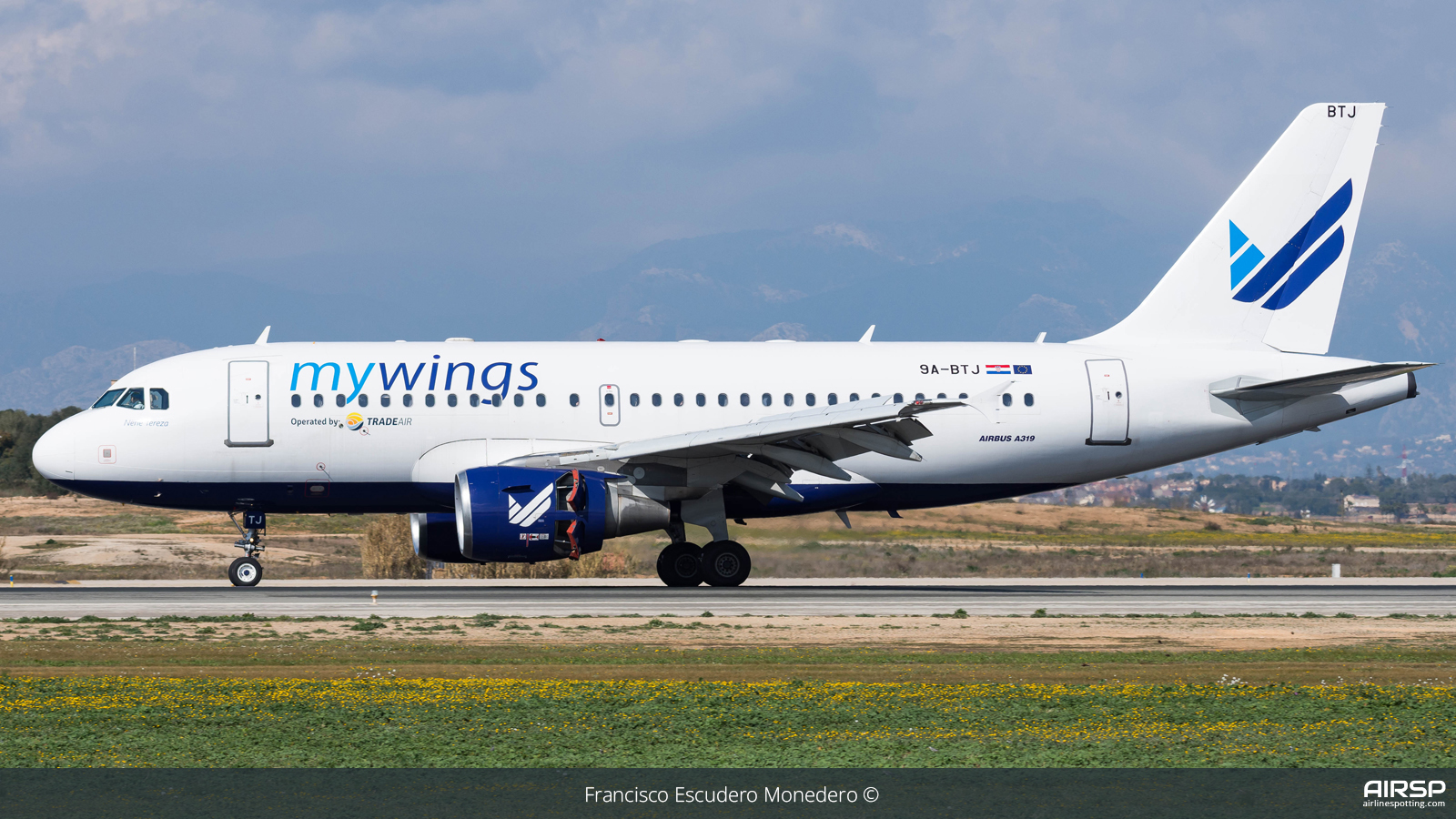 Mywings  Airbus A319  9A-BTJ