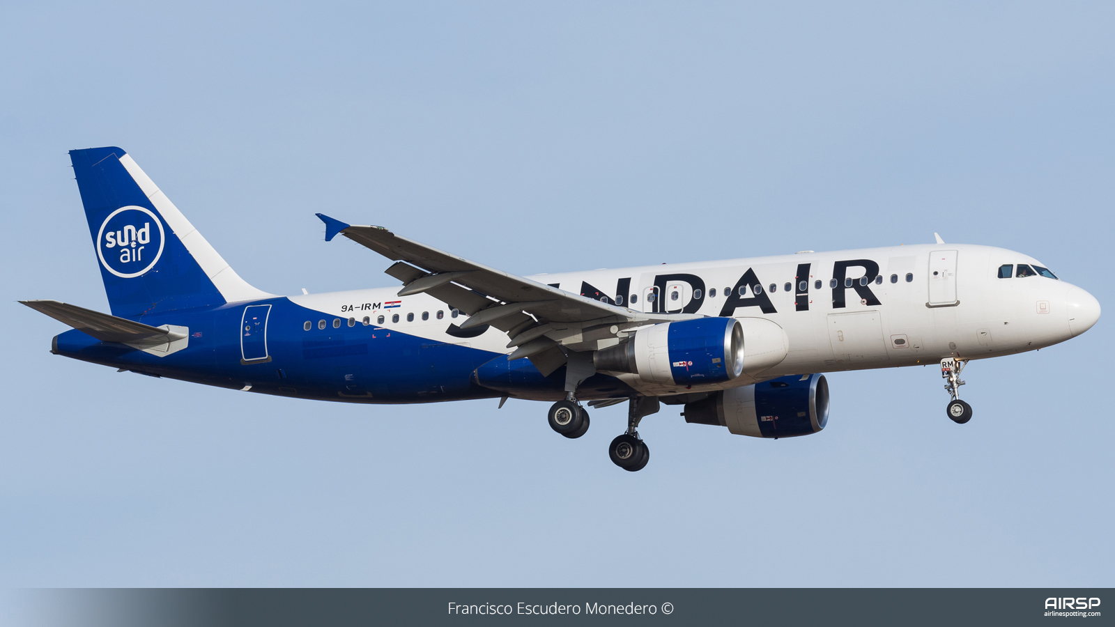 Sundair  Airbus A320  9A-IRM