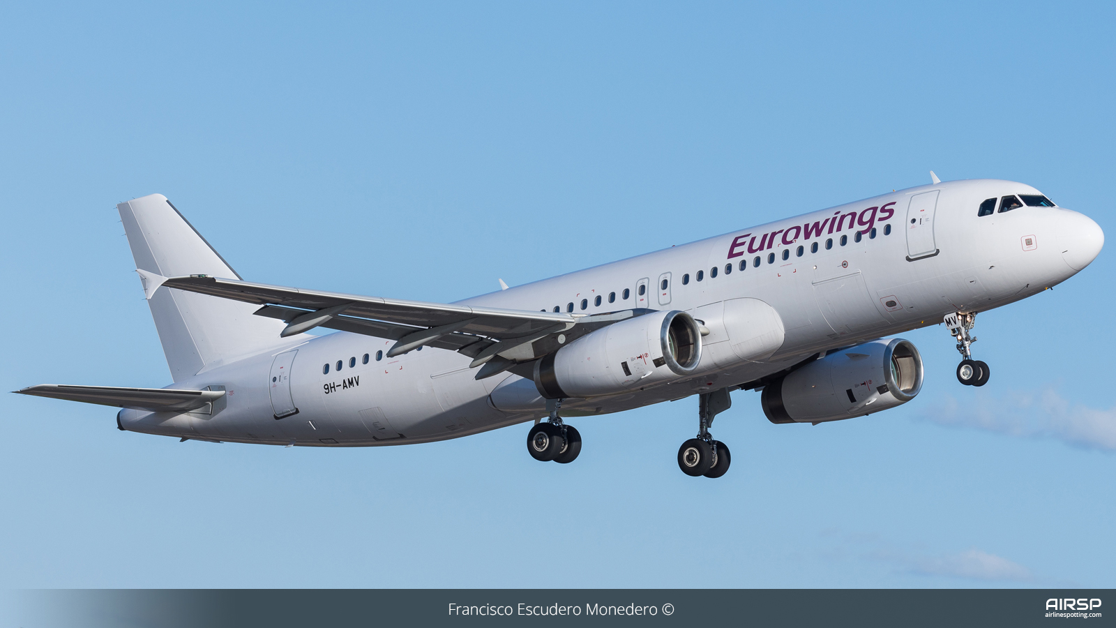 Eurowings  Airbus A320  9H-AMV