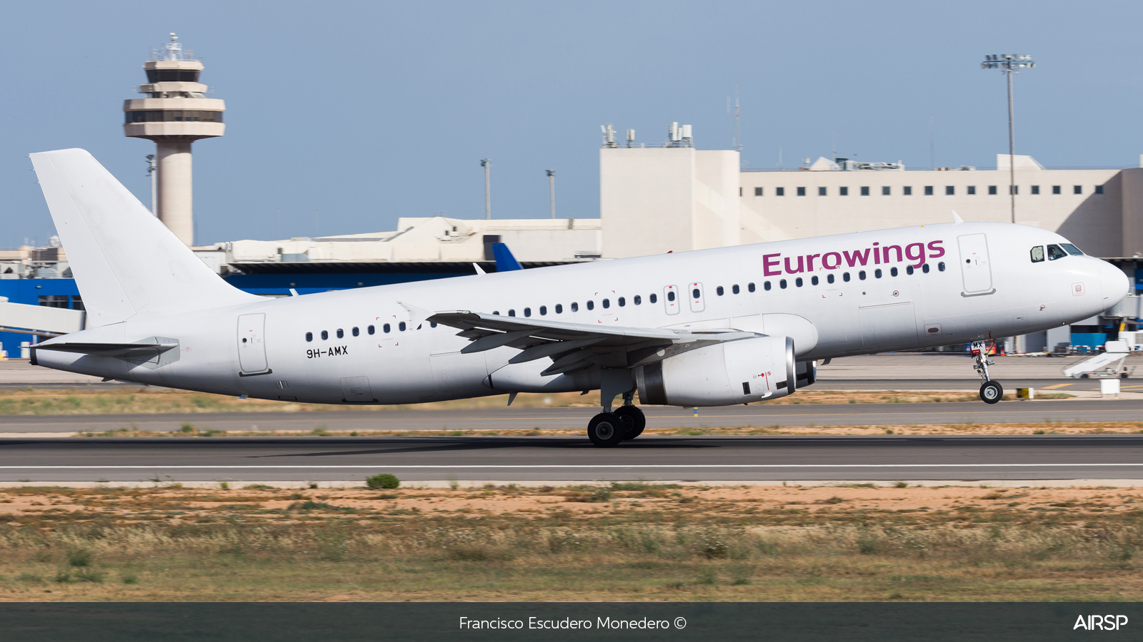 Eurowings  Airbus A320  9H-AMX