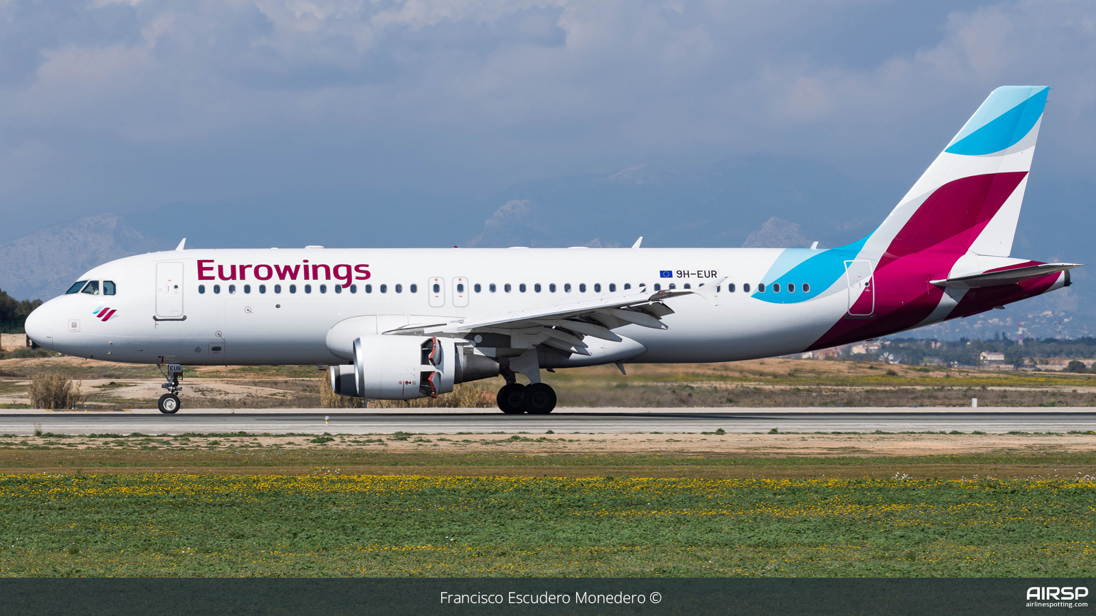 Eurowings  Airbus A320  9H-EUR