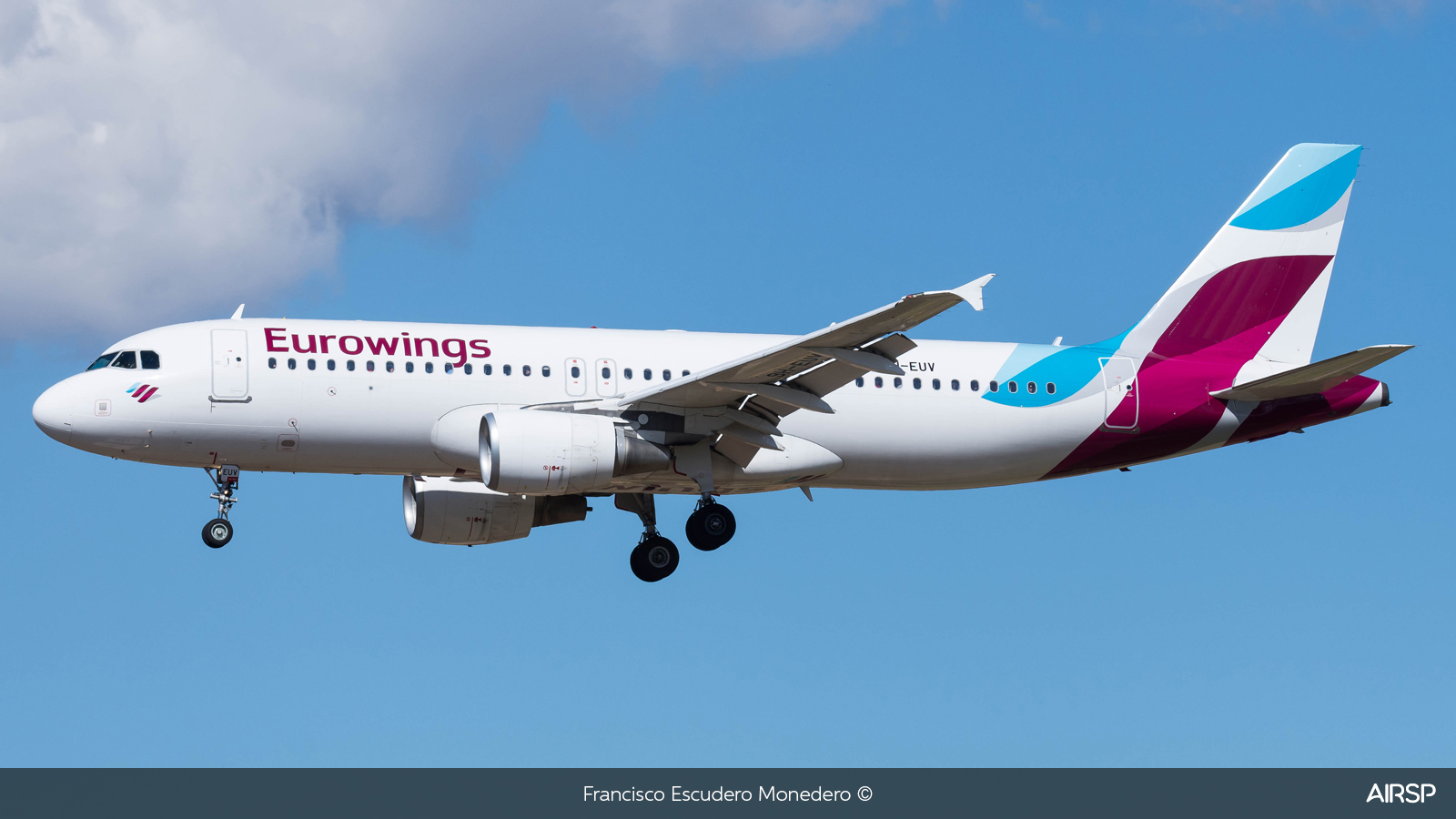 Eurowings  Airbus A320  9H-EUV