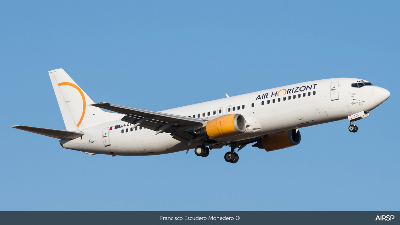 Air Horizont  Boeing 737-400  9H-GTC