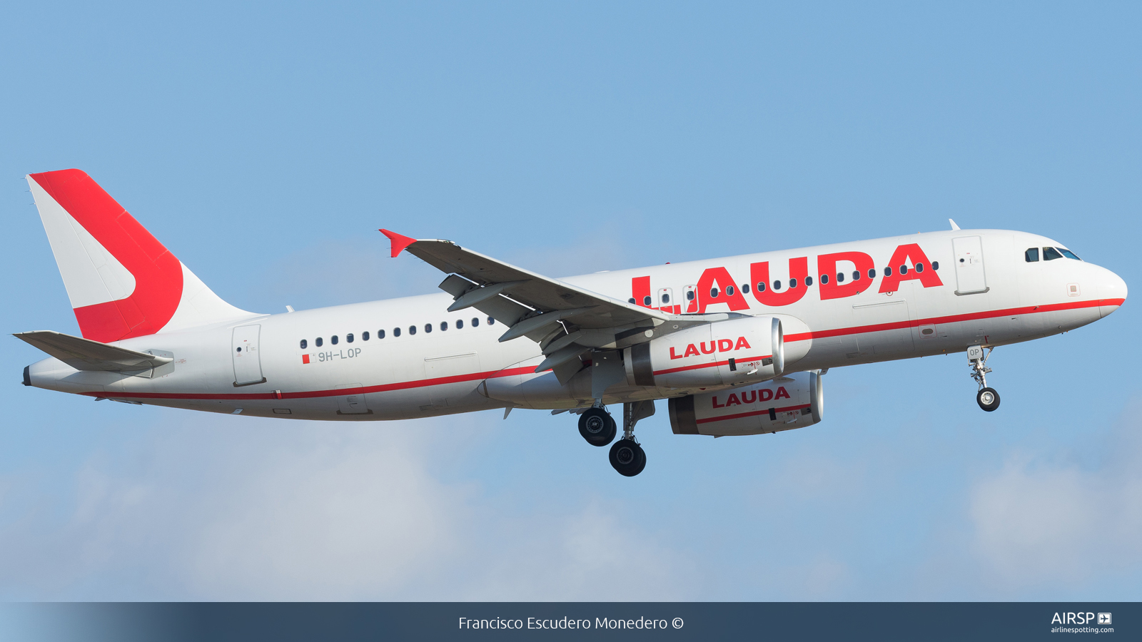 Lauda  Airbus A320  9H-LOP