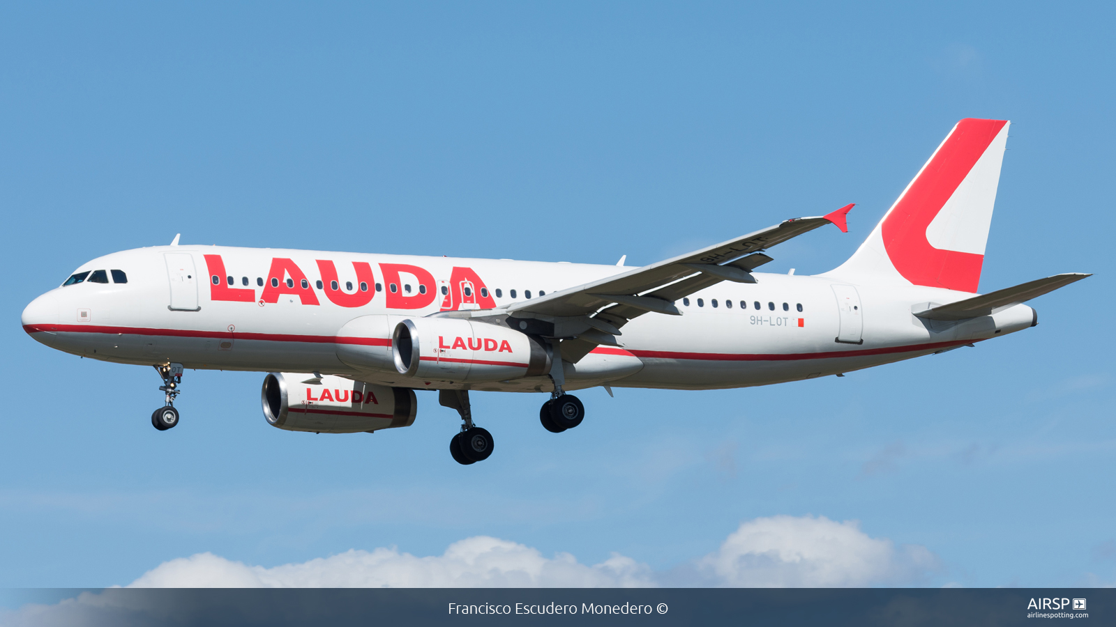 Lauda  Airbus A320  9H-LOT