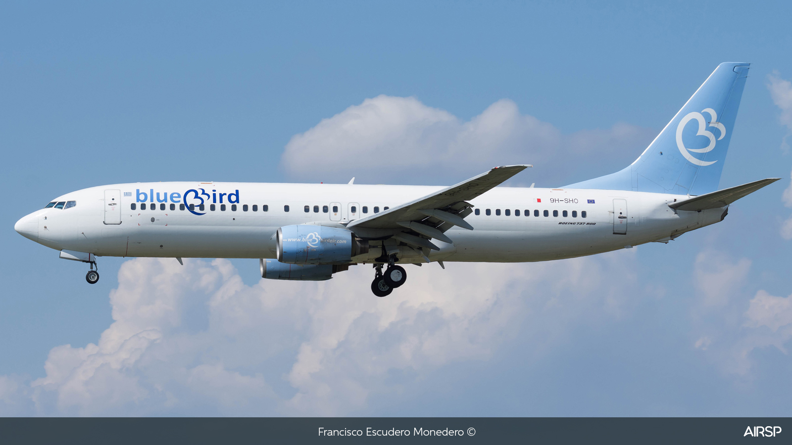 Blue Bird Airways  Boeing 737-800  9H-SHO