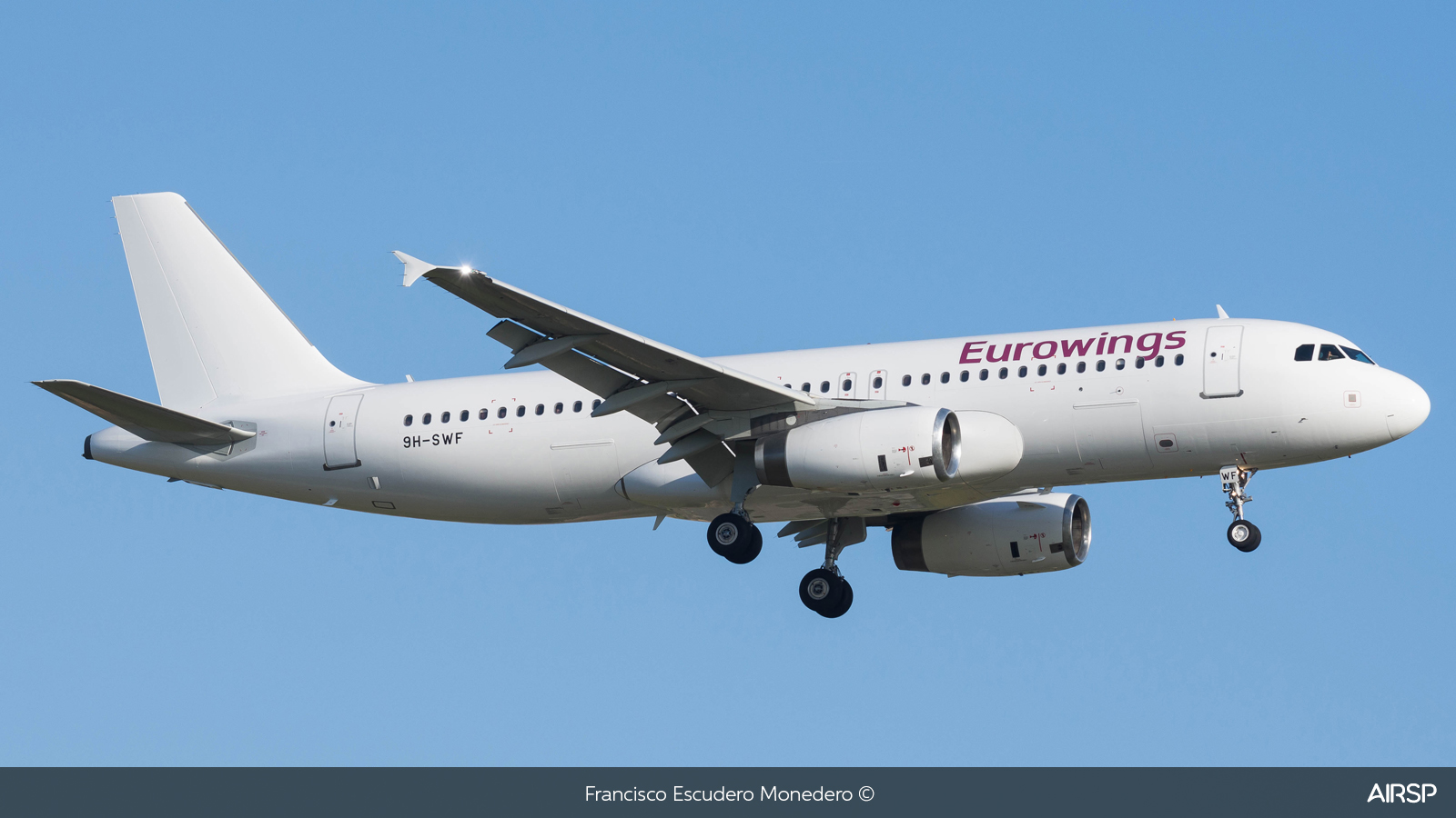 Eurowings  Airbus A320  9H-SWF