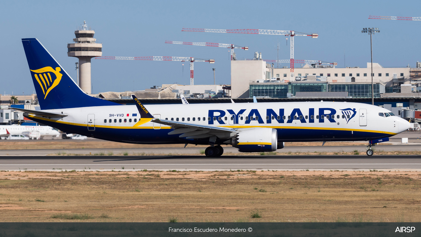 Ryanair  Boeing 737 Max 8  9H-VVD