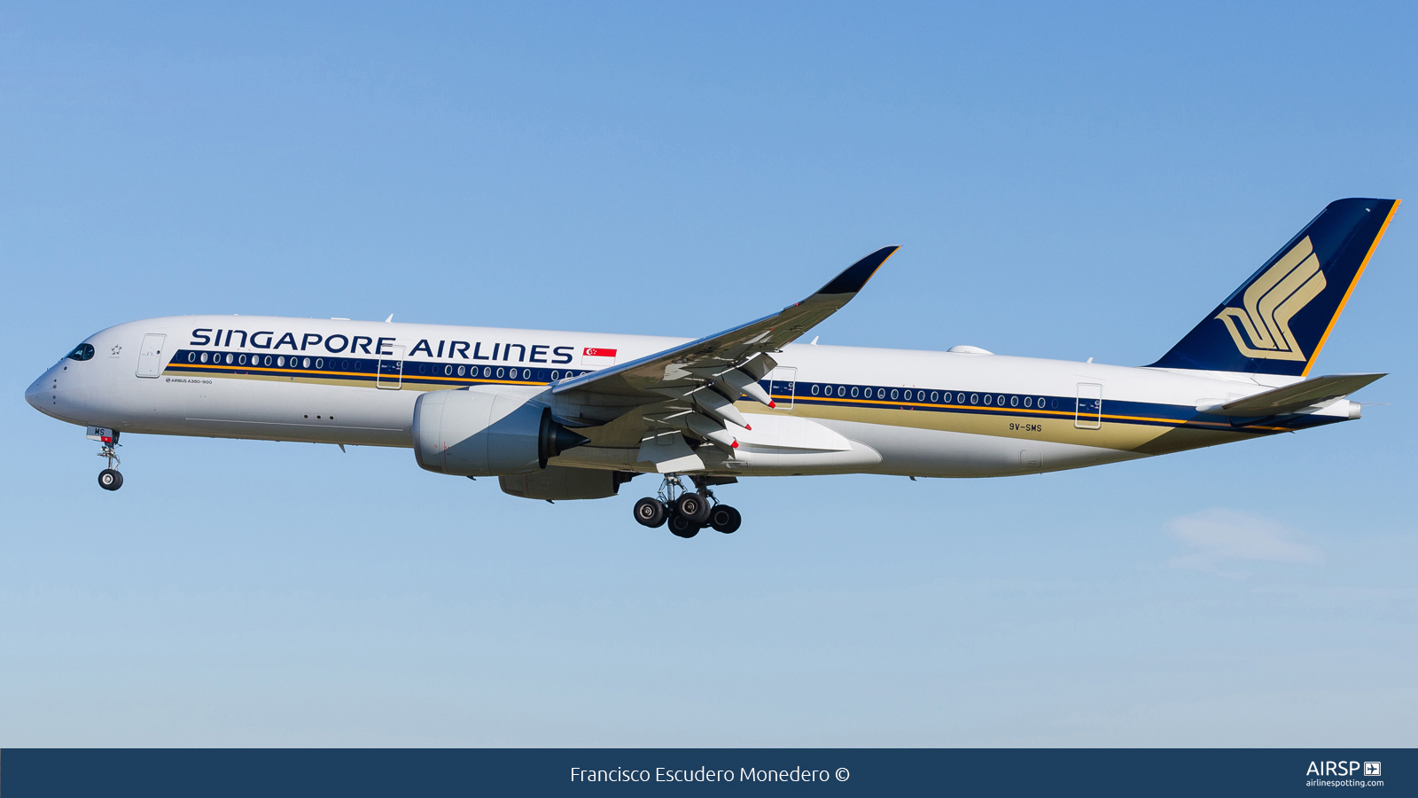 Singapore Airlines  Airbus A350-900  9V-SMS