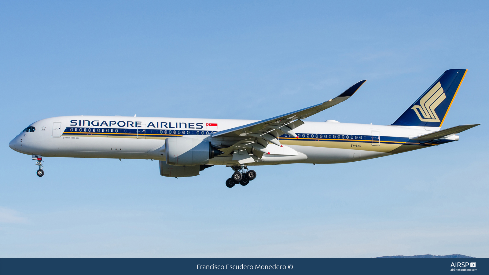 Singapore Airlines  Airbus A350-900  9V-SMS