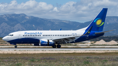 Rwandair Boeing 737-700