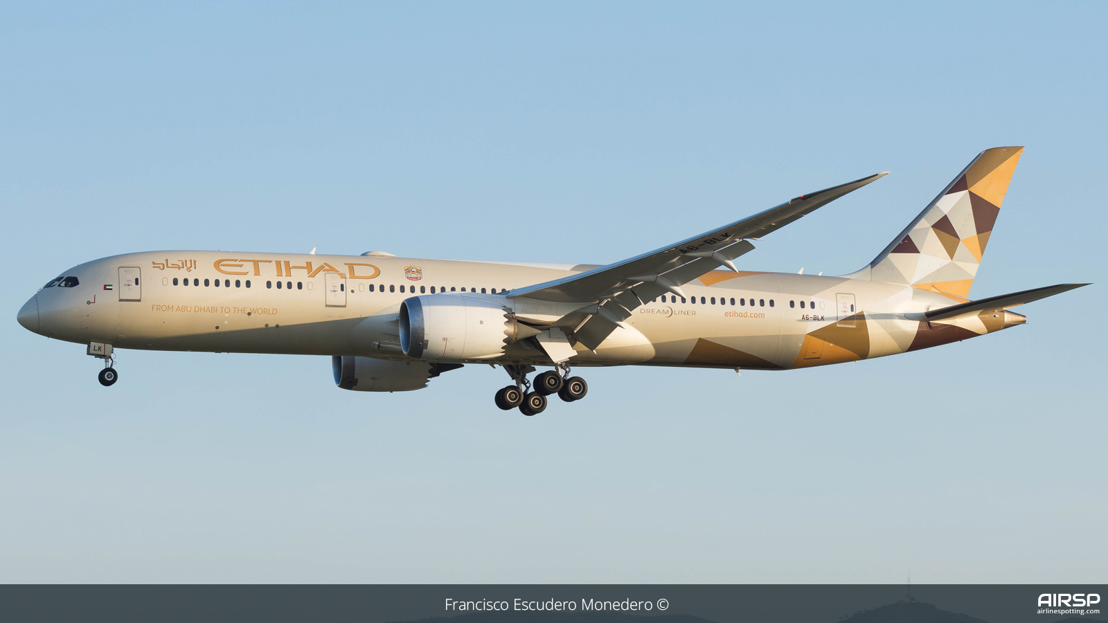 Etihad Airways  Boeing 787-9  A6-BLK