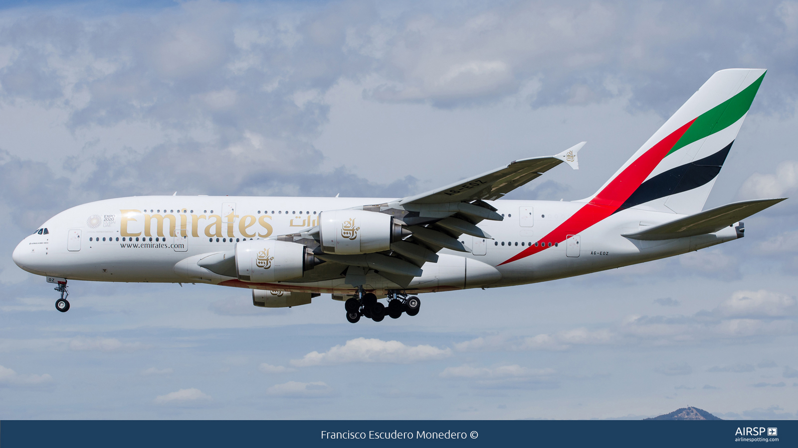 Emirates  Airbus A380-800  A6-EOZ