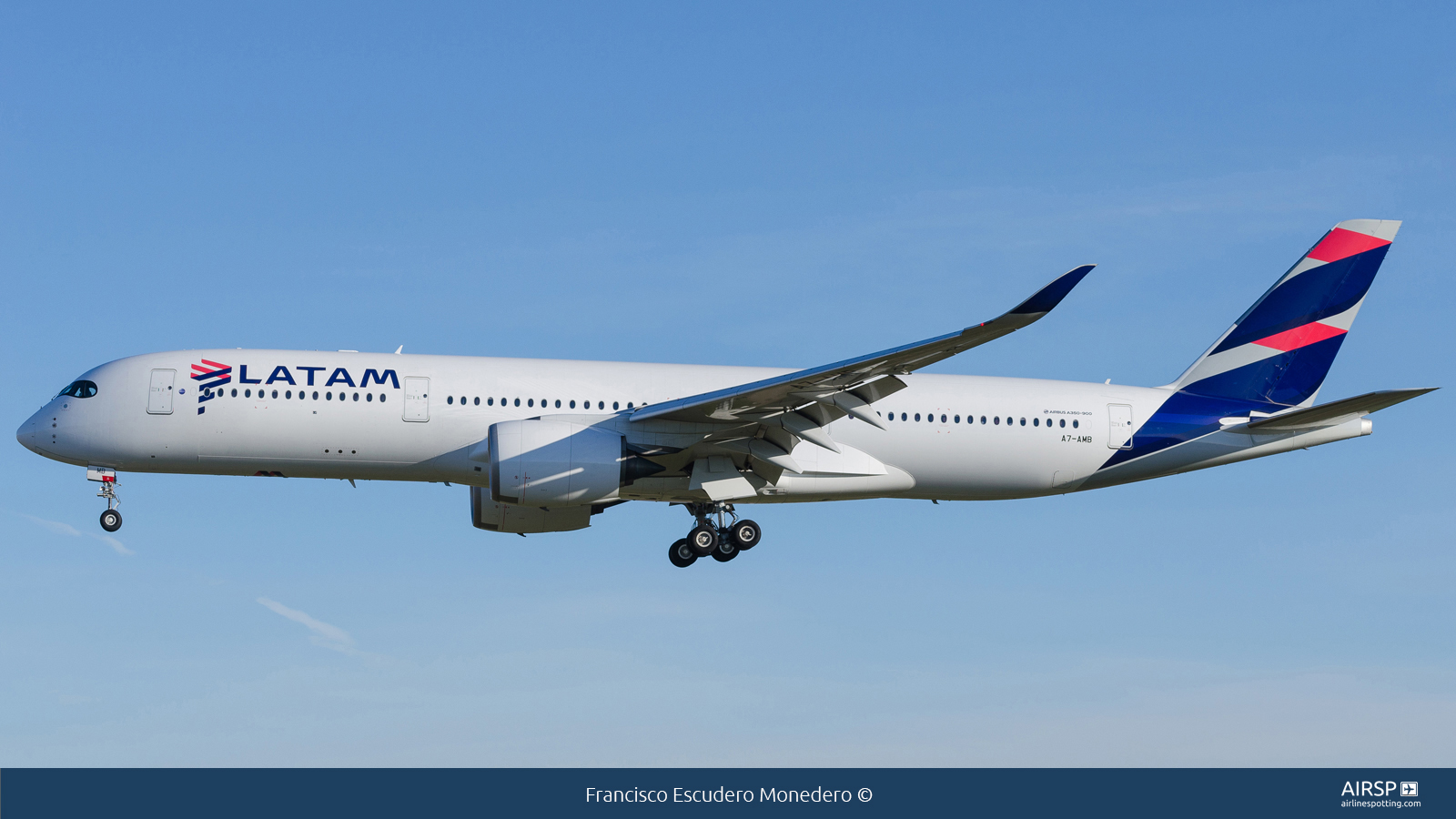 LATAM Airlines  Airbus A350-900  A7-AMB