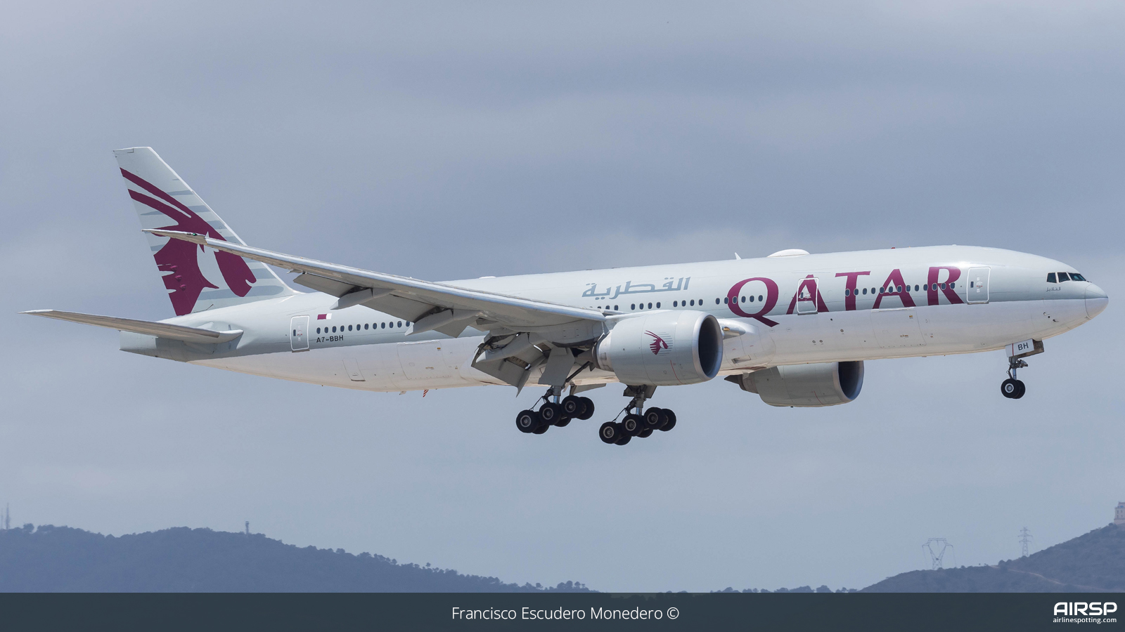 Qatar Airways  Boeing 777-200  A7-BBH