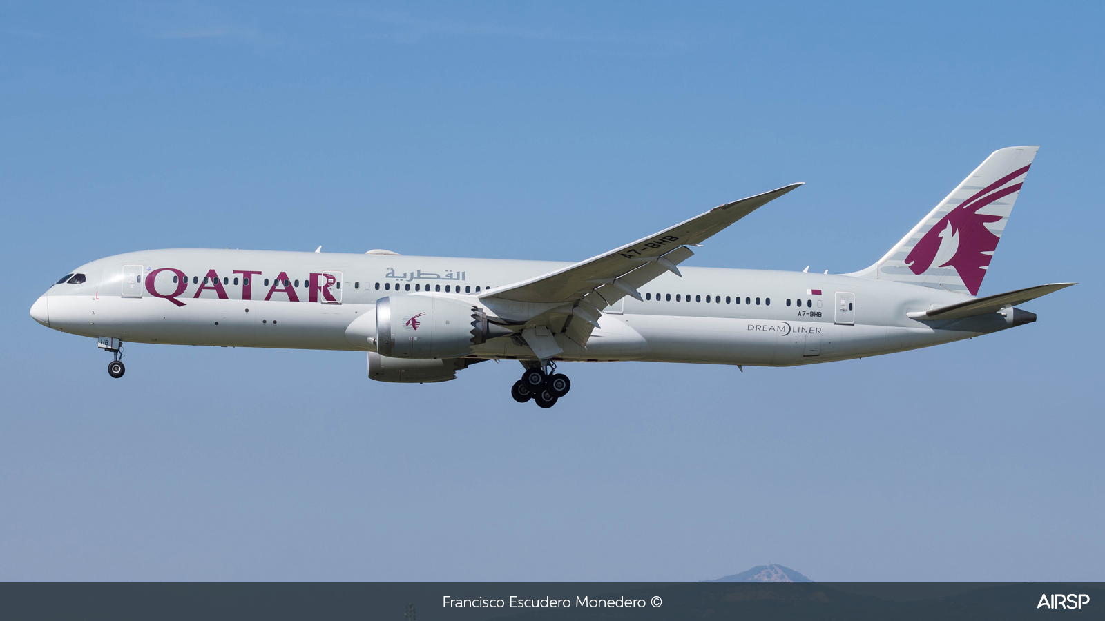 Qatar Airways  Boeing 787-9  A7-BHB