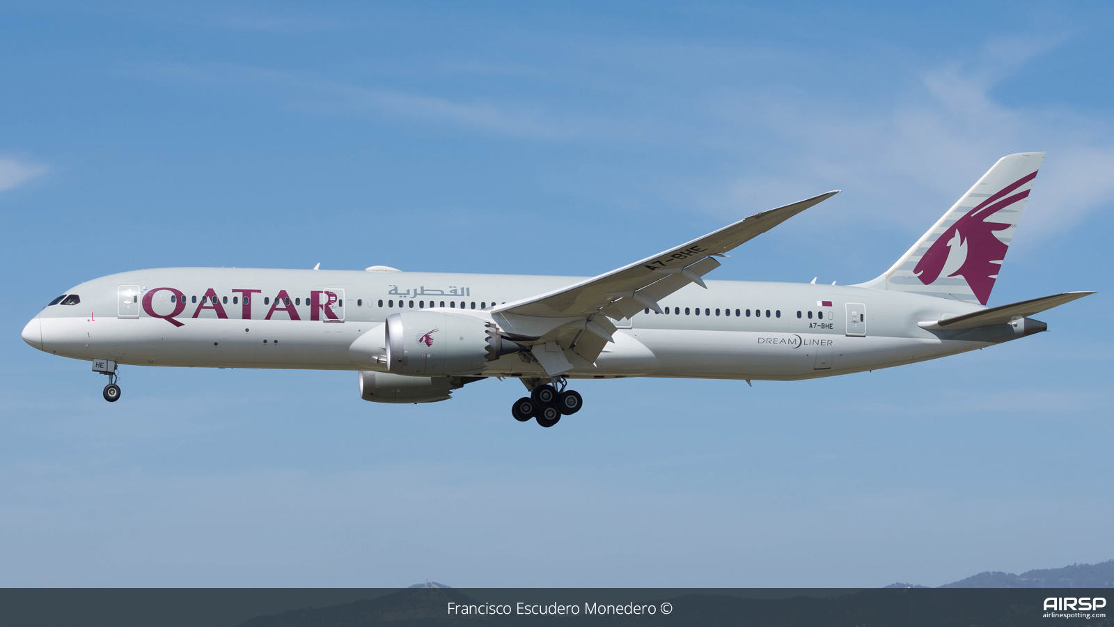 Qatar Airways  Boeing 787-9  A7-BHE