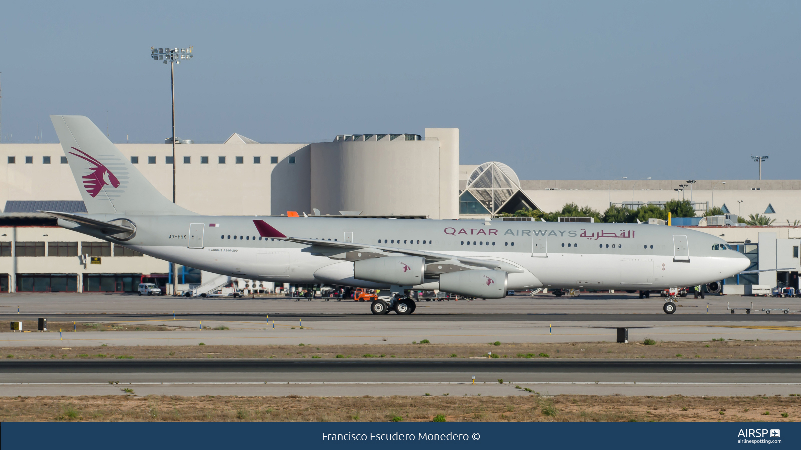 Qatar Airways  Airbus A340-200  A7-HHK