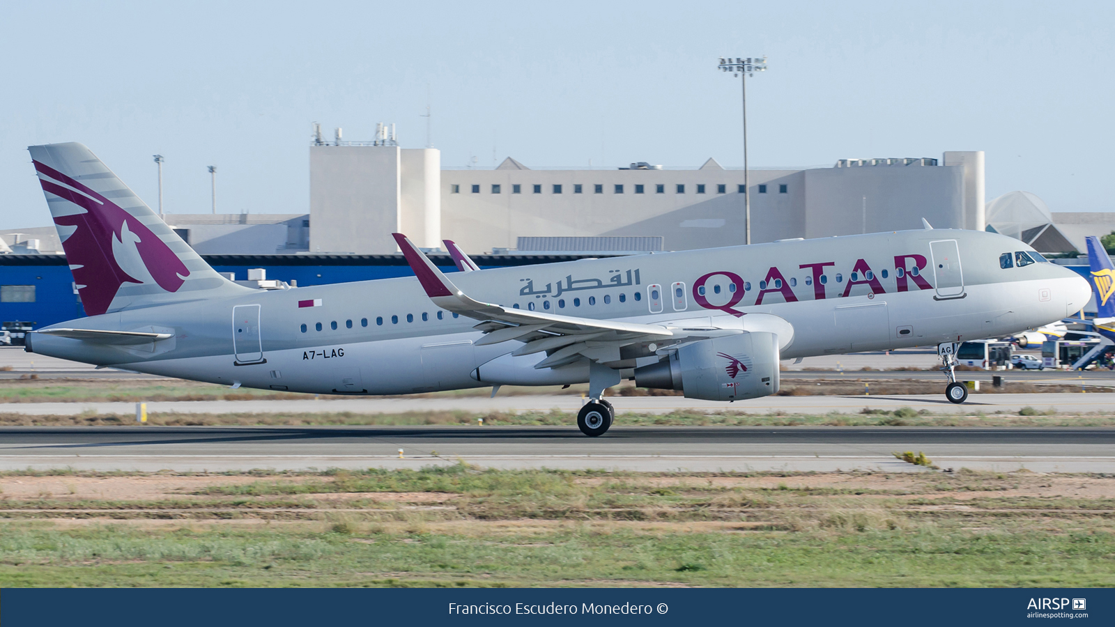 Qatar Airways  Airbus A320  A7-LAG