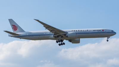 Air China Boeing 777-300