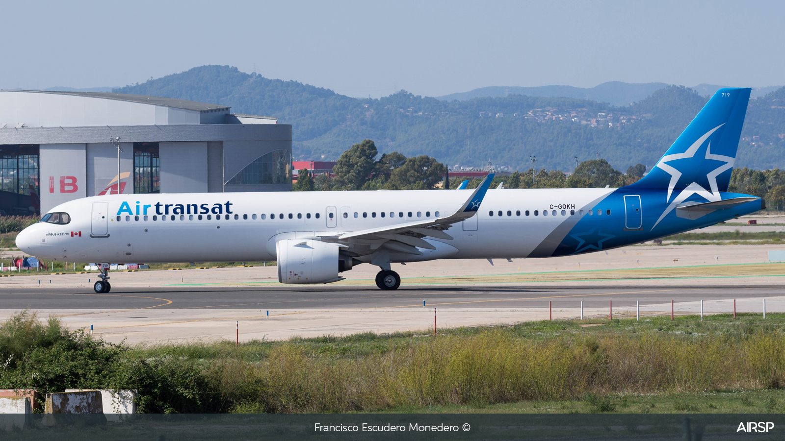 Air Transat  Airbus A321neo  C-GOKH