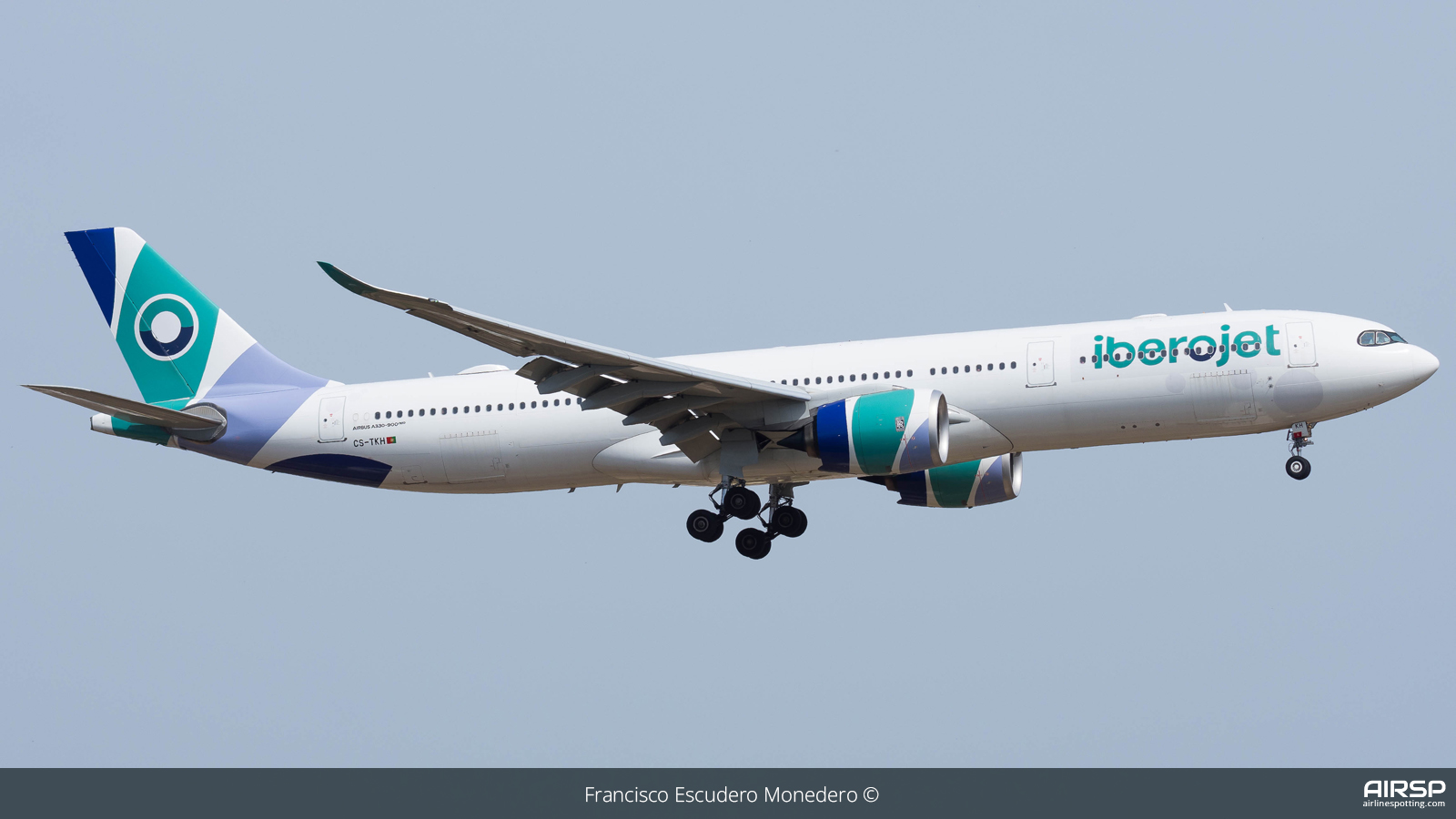 Iberojet  Airbus A330-900neo  CS-TKH