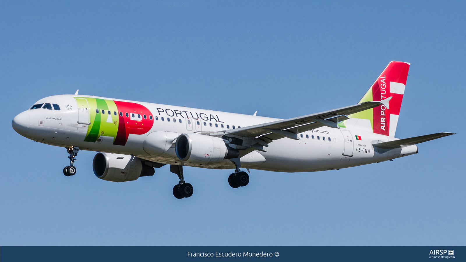 TAP Portugal  Airbus A320  CS-TNW