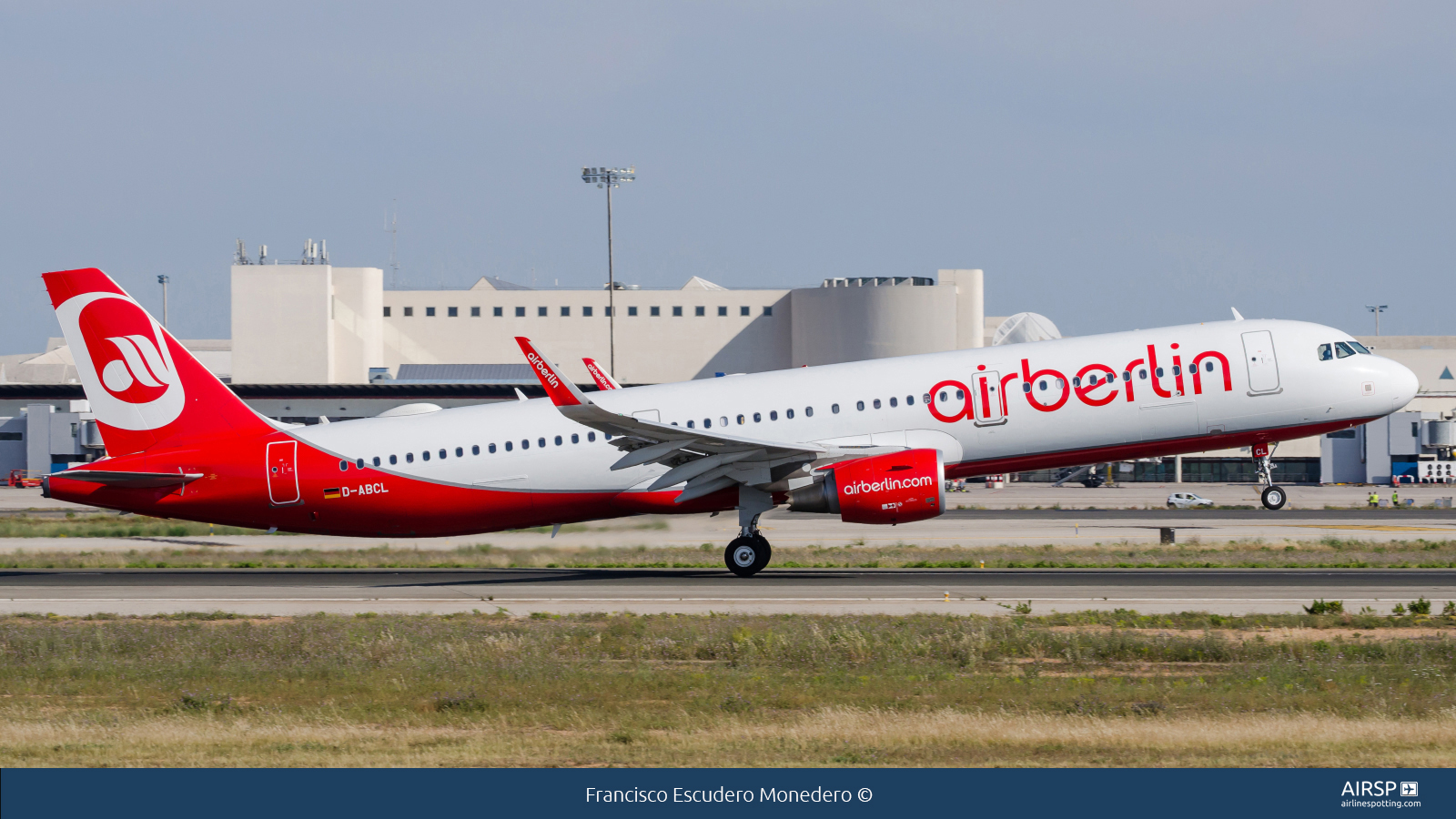 Air Berlin  Airbus A321  D-ABCL