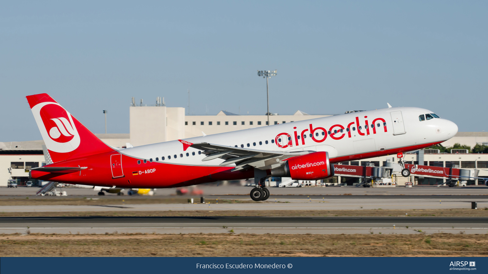 Air Berlin  Airbus A320  D-ABDP