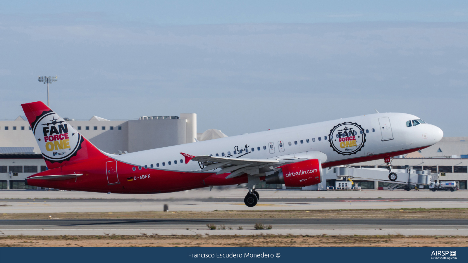 Air Berlin  Airbus A320  D-ABFK