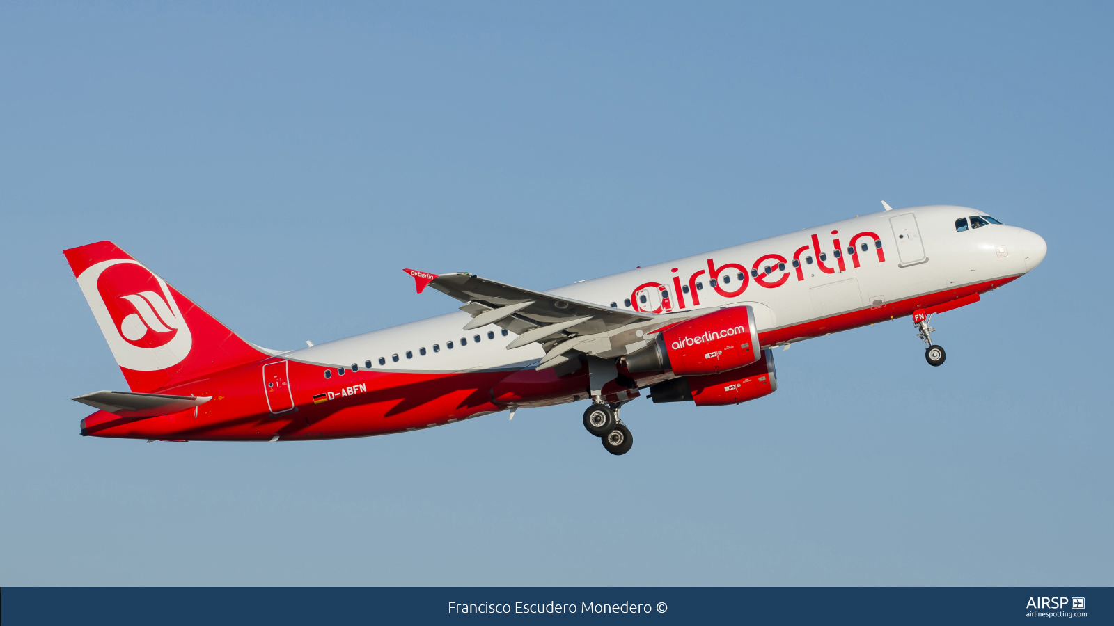 Air Berlin  Airbus A320  D-ABFN