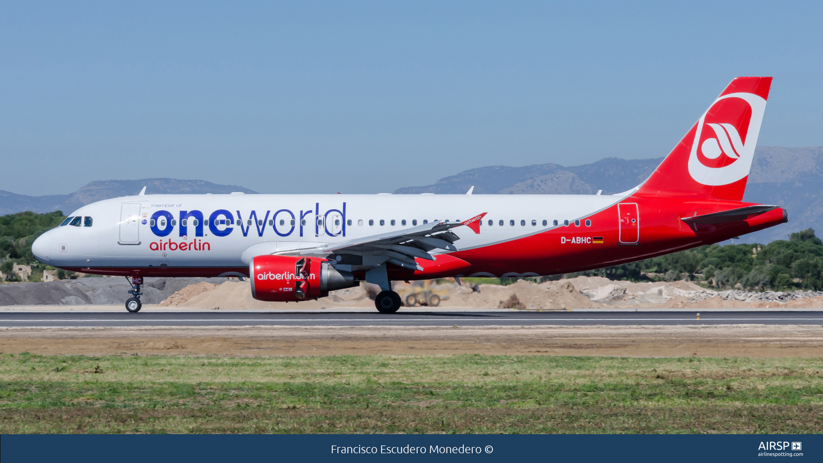 Air Berlin  Airbus A320  D-ABHC