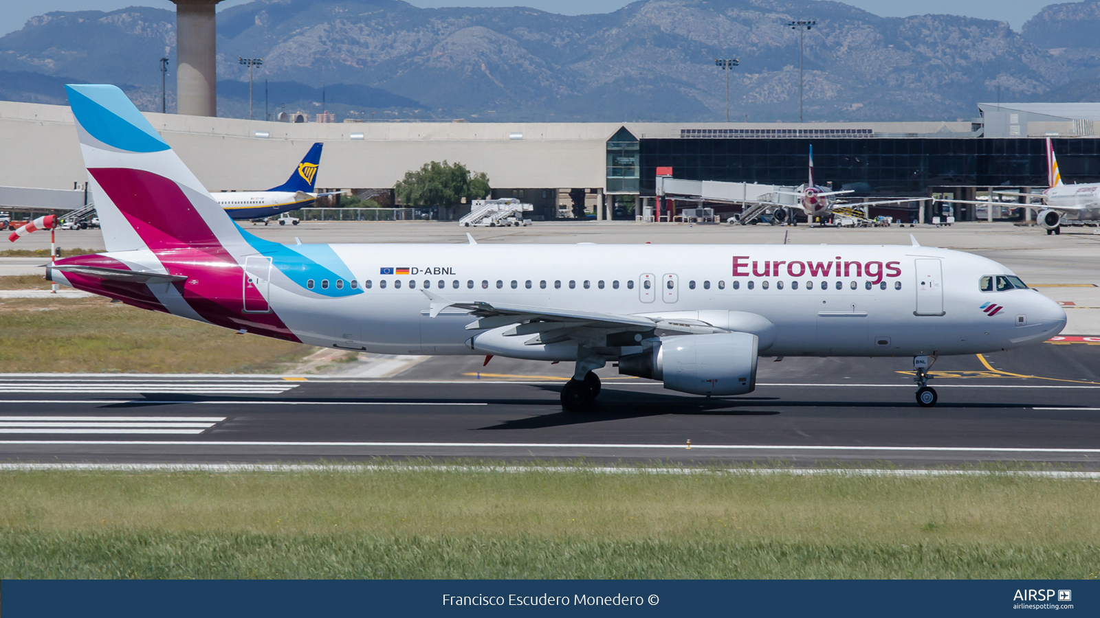 Eurowings  Airbus A320  D-ABNL