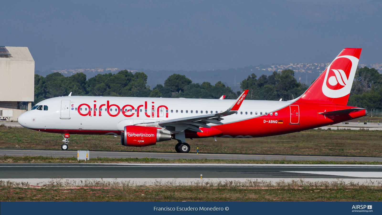 Air Berlin  Airbus A320  D-ABNQ