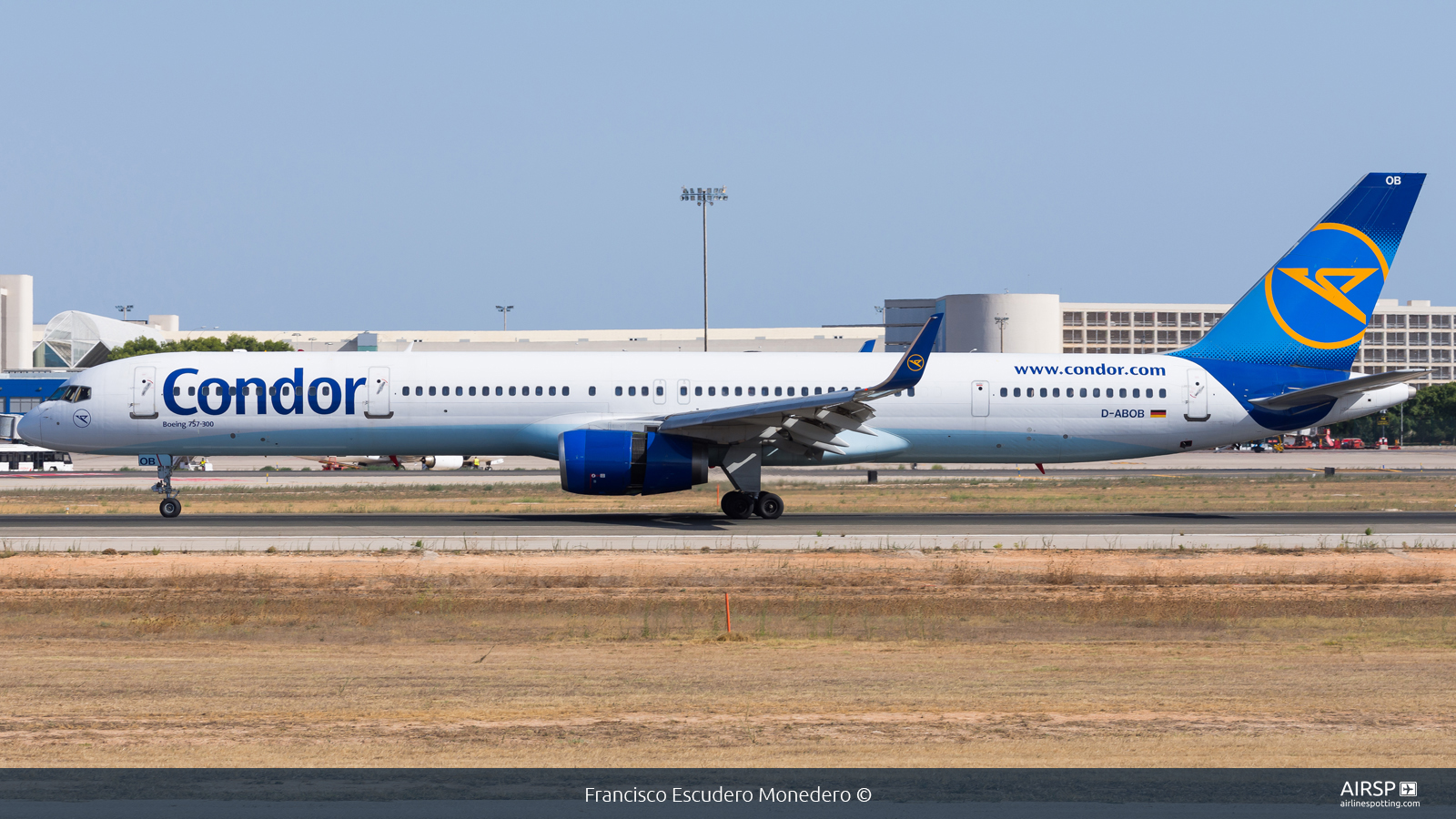 Condor  Boeing 757-300  D-ABOB