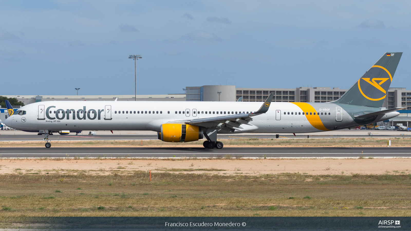 Condor  Boeing 757-300  D-ABOF