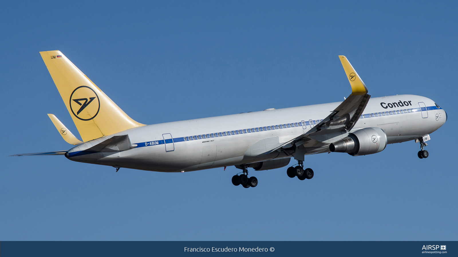 Condor  Boeing 767-300  D-ABUM