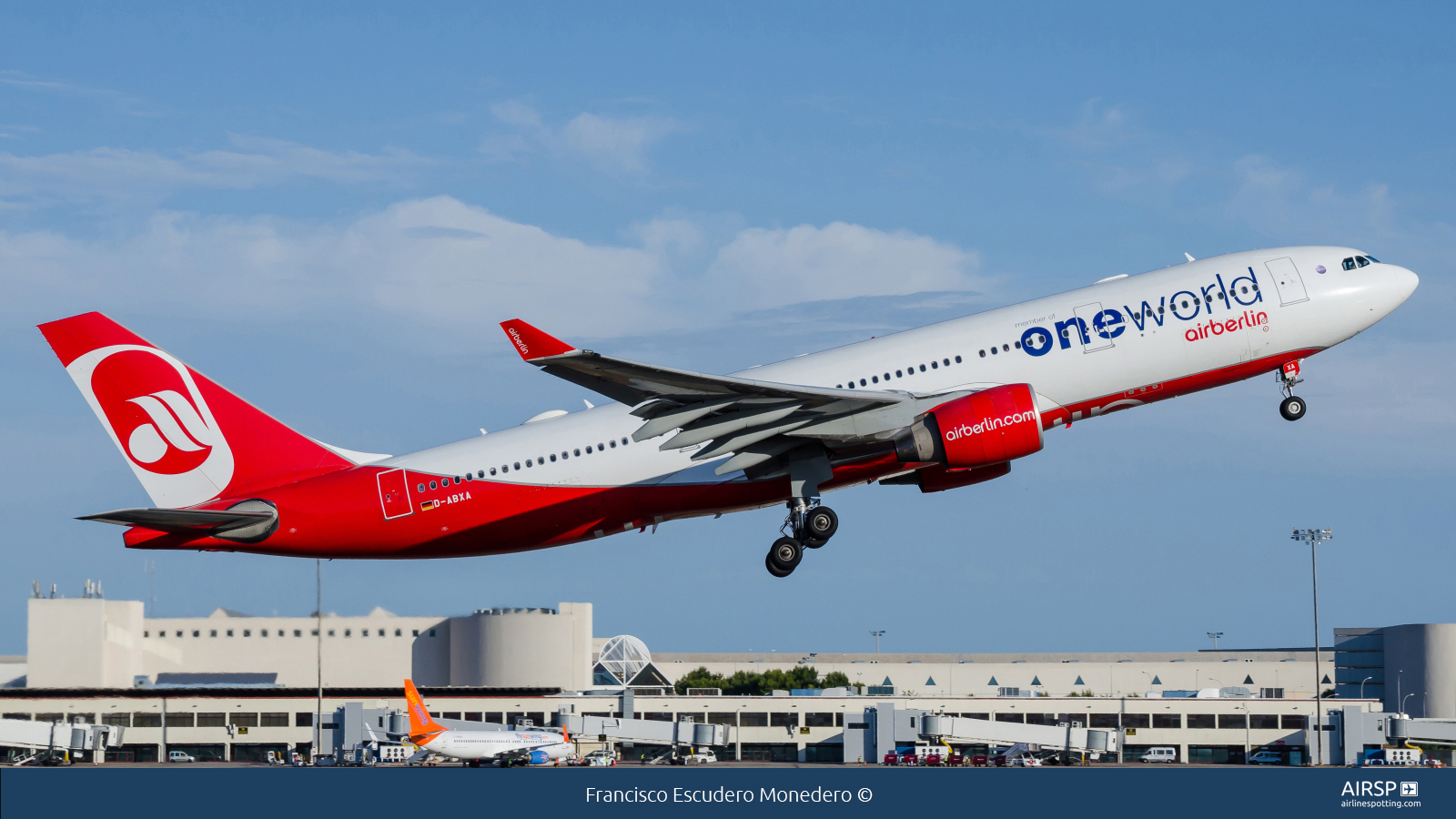 Air Berlin  Airbus A330-200  D-ABXA