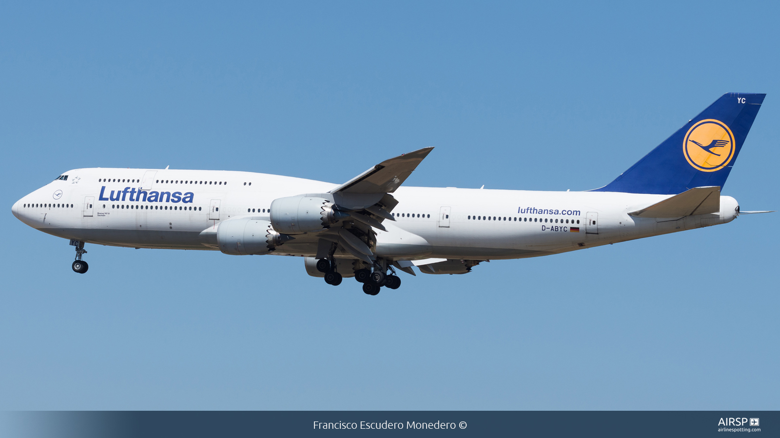 Lufthansa  Boeing 747-8  D-ABYC