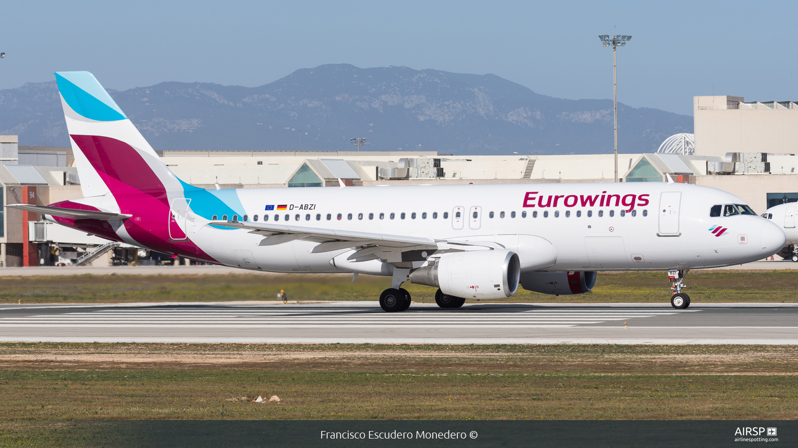 Eurowings  Airbus A320  D-ABZI