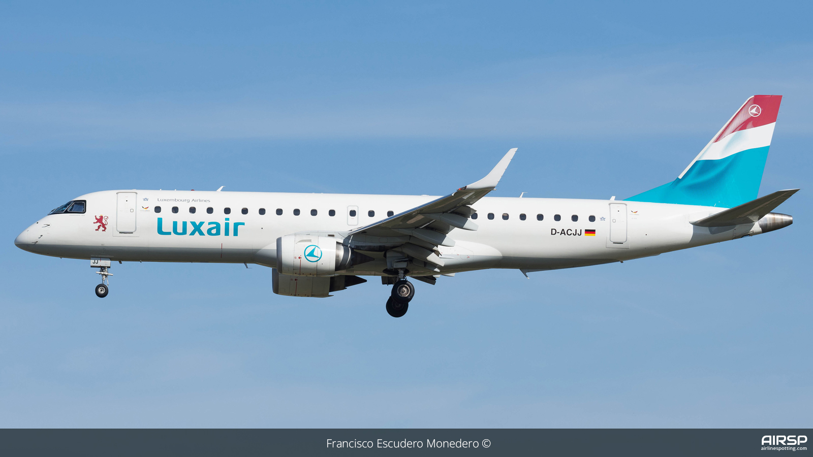 Luxair  Embraer E190  D-ACJJ