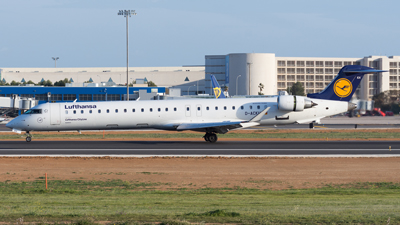 Lufthansa Cityline Mitsubishi CRJ-900