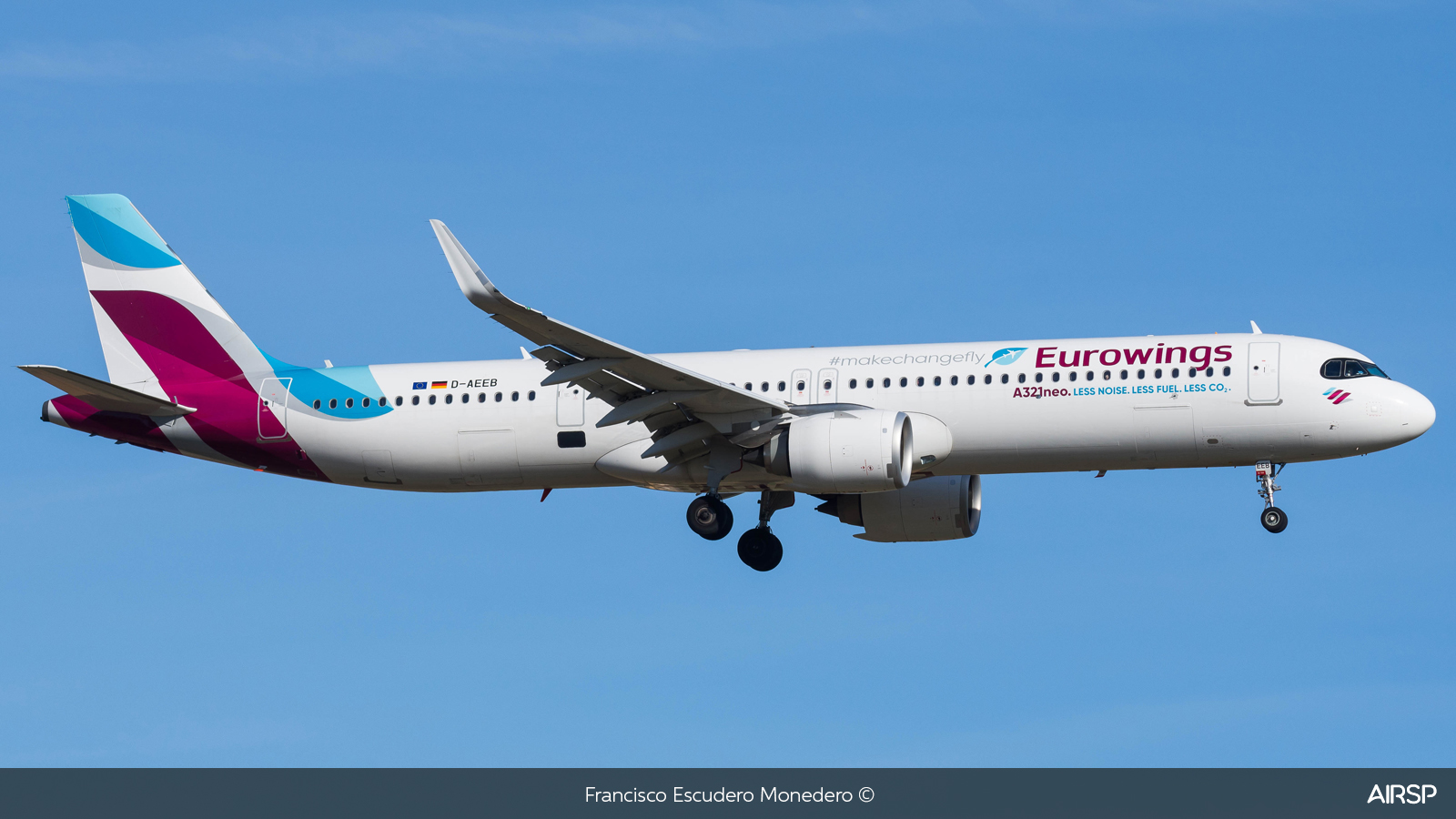 Eurowings  Airbus A321neo  D-AEEB