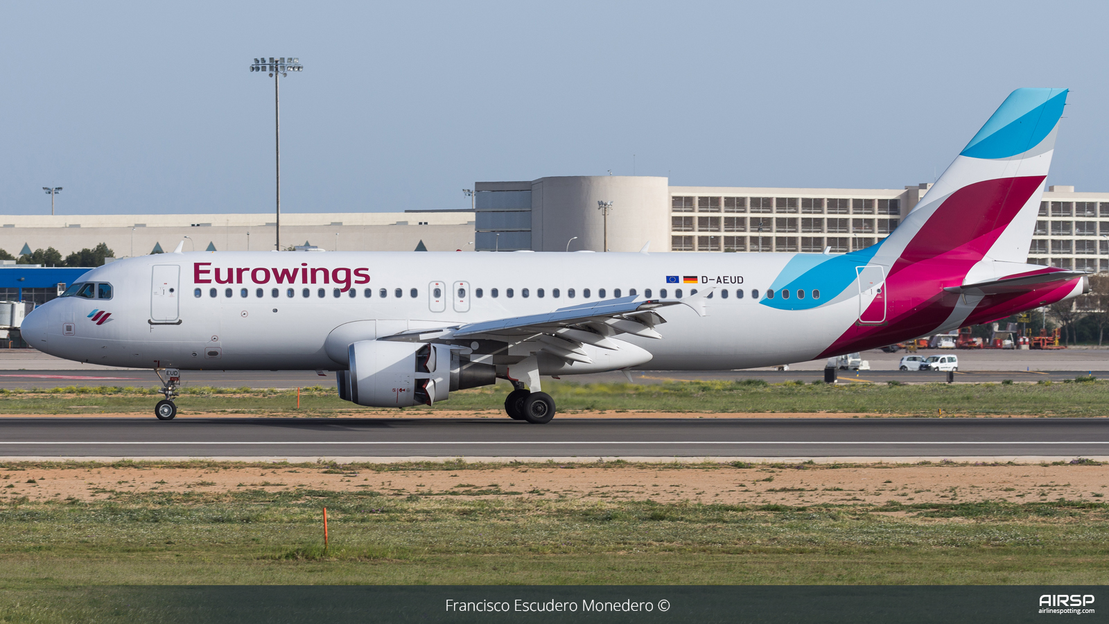 Eurowings  Airbus A320  D-AEUD