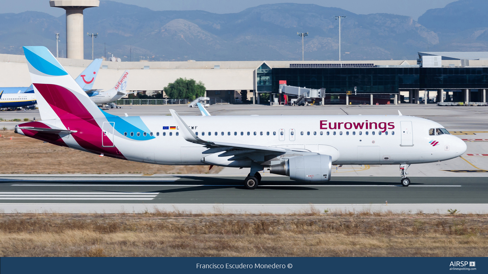 Eurowings  Airbus A320  D-AEWF