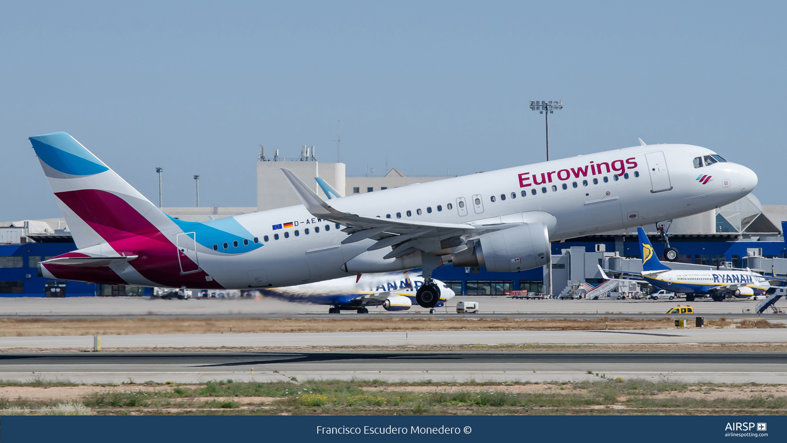 Eurowings  Airbus A320  D-AEWI