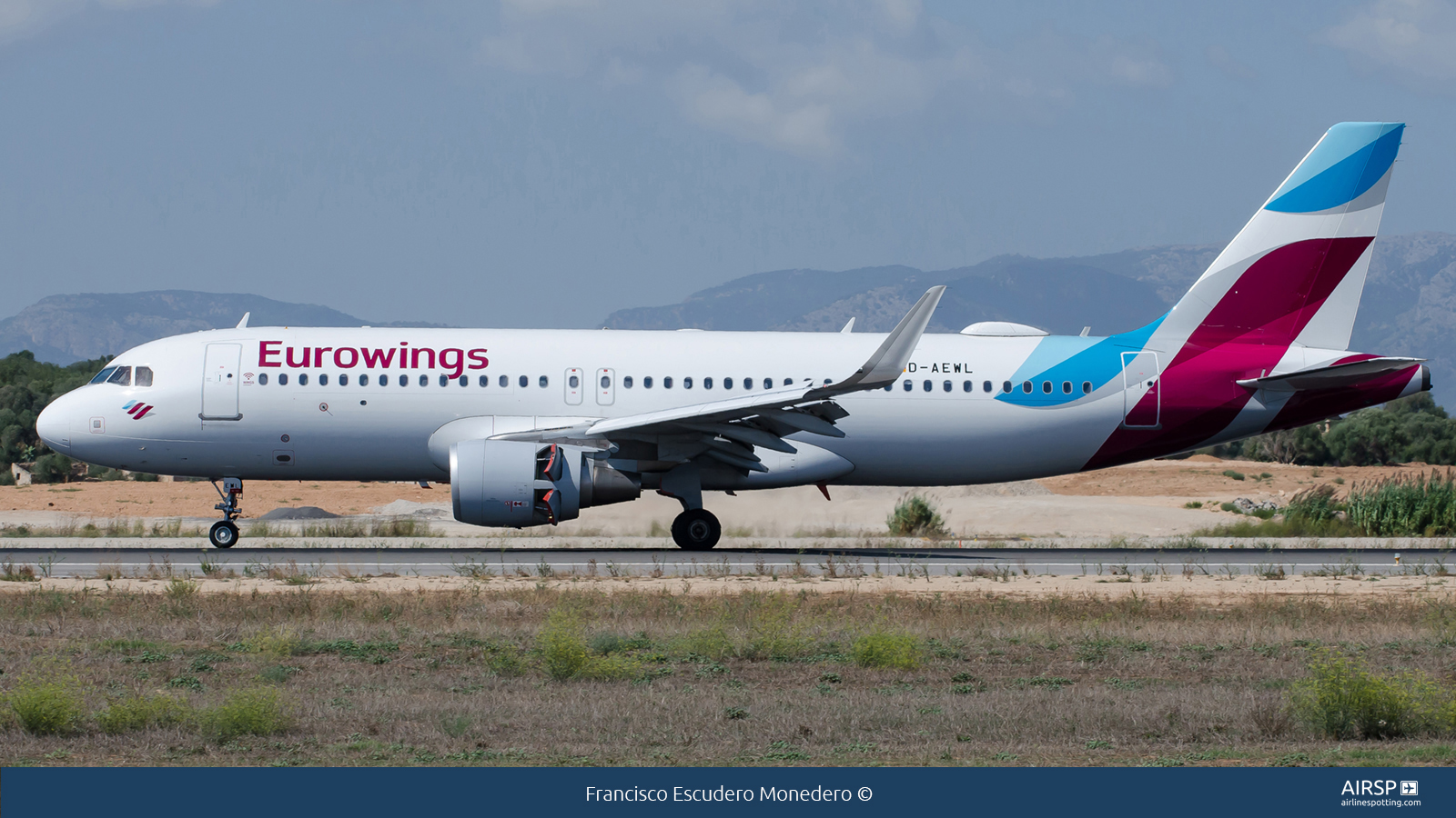 Eurowings  Airbus A320  D-AEWL