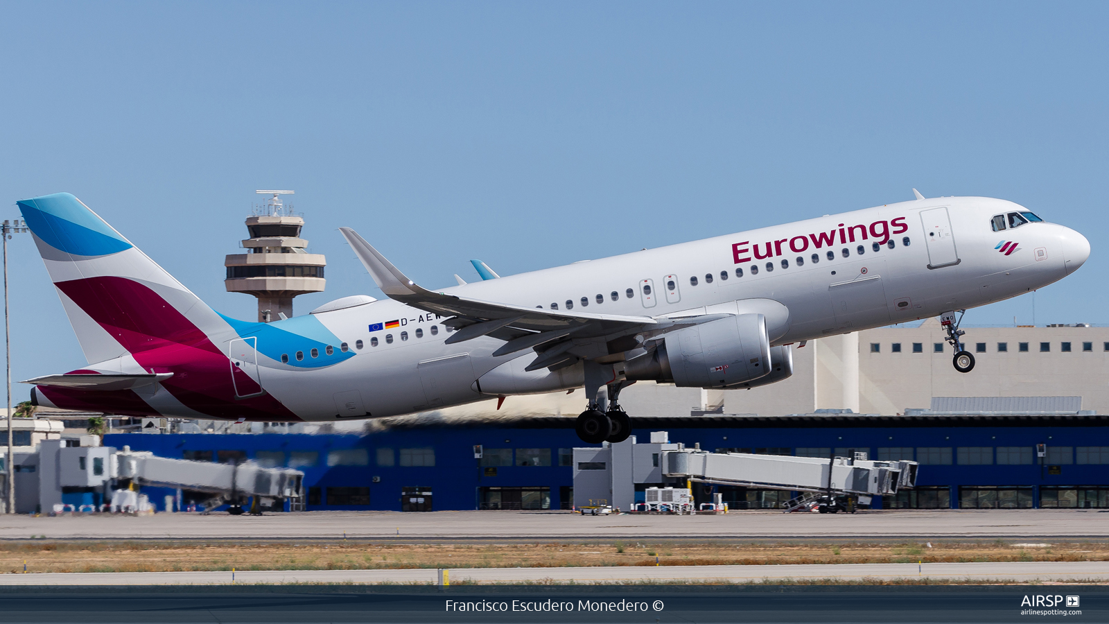 Eurowings  Airbus A320  D-AEWO